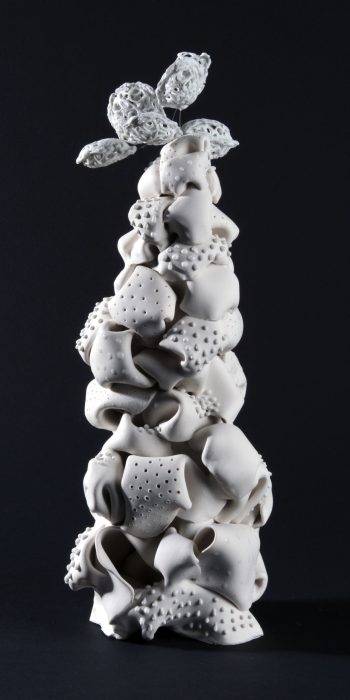 Sculpture Colonne porcelaine collection bulles Pompons H37 cm vue de face