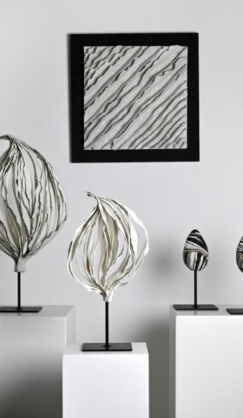 Sculptures compo Arbre papier porcelaine et Gres noir