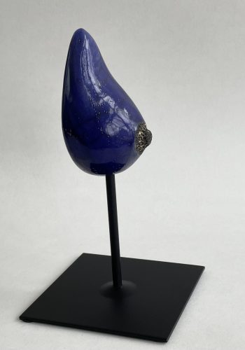 Sculpture sein grés raku bleu vue de côté G