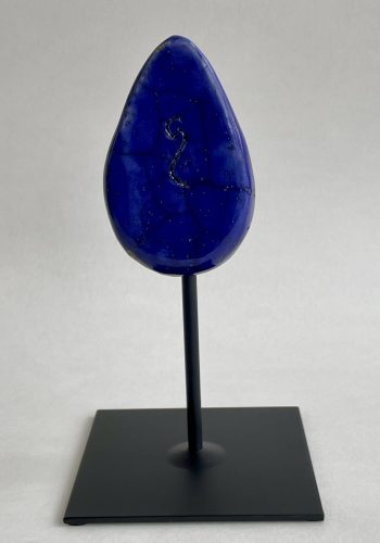 Sculpture sein grés raku bleu vue de dos