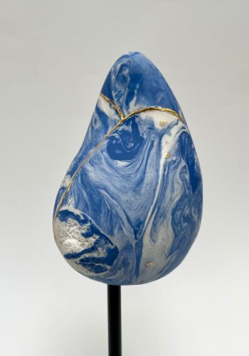 Sein porcelaine blanc bleu Or vue de côté G