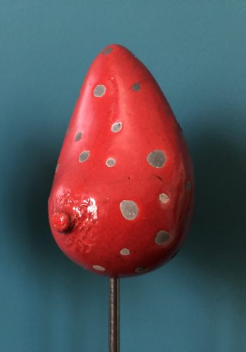 Seins émail rouge